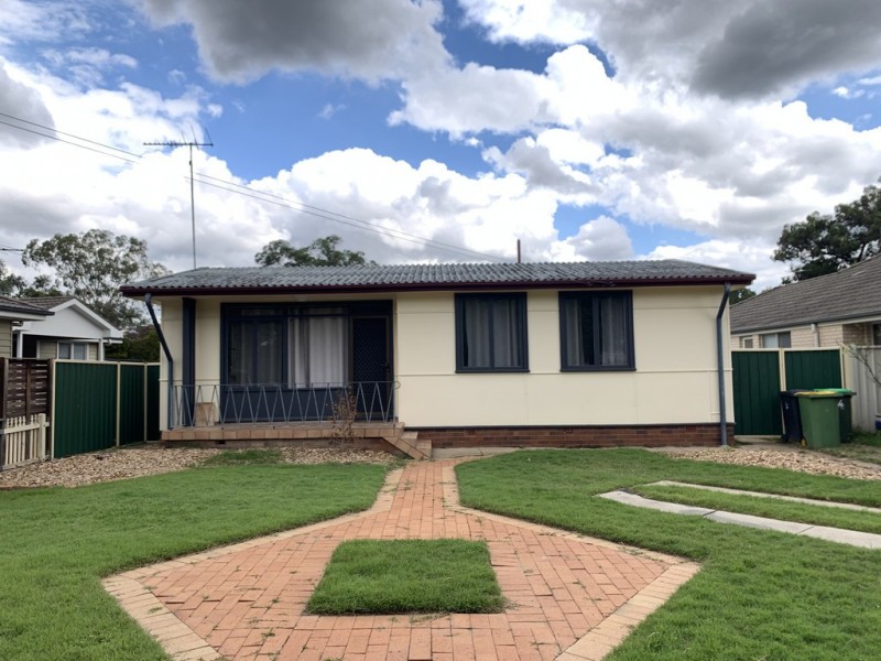 4 Sloper Avenue, Richmond NSW 2753