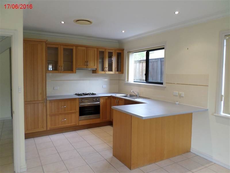 8/115 Cattai Creek Drive, Kellyville NSW 2155