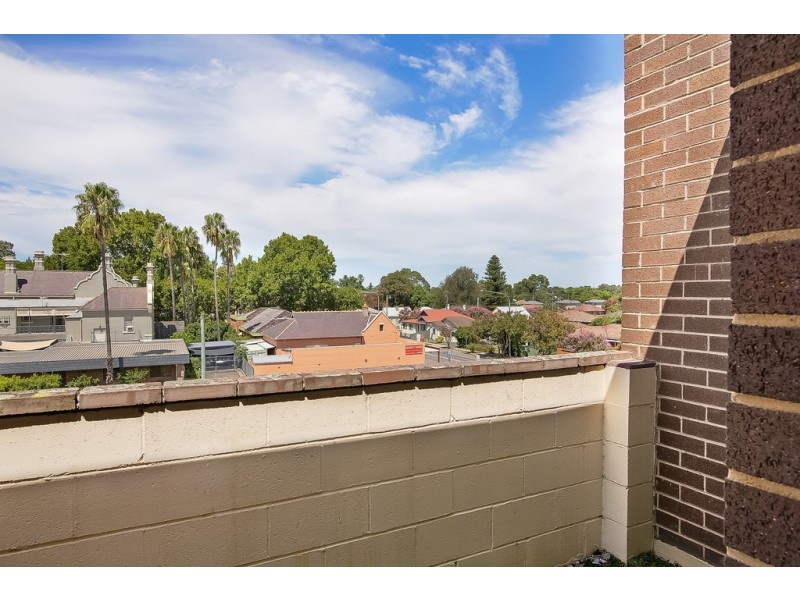 15/147 March Street, Richmond NSW 2753