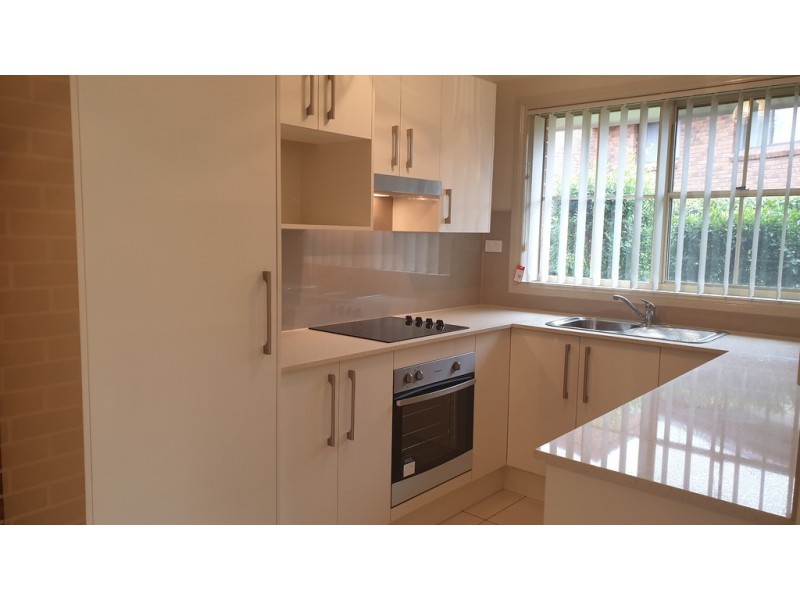 2/108 Windsor Street, Richmond NSW 2753