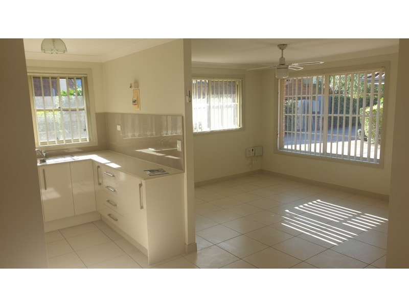 2/108 Windsor Street, Richmond NSW 2753