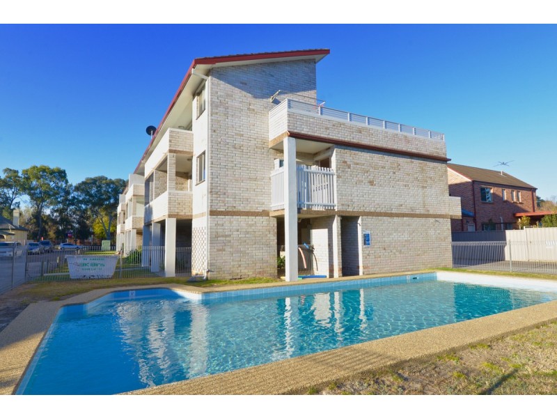8 102 Windsor Street, Richmond NSW 2753