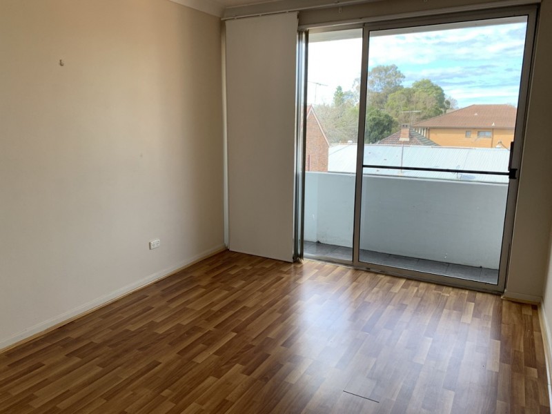 8 102 Windsor Street, Richmond NSW 2753