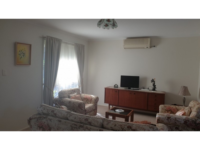 8 364-366 Windsor Street, Richmond NSW 2753