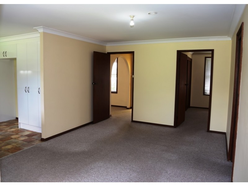 8 James Ruse Close, Windsor NSW 2756