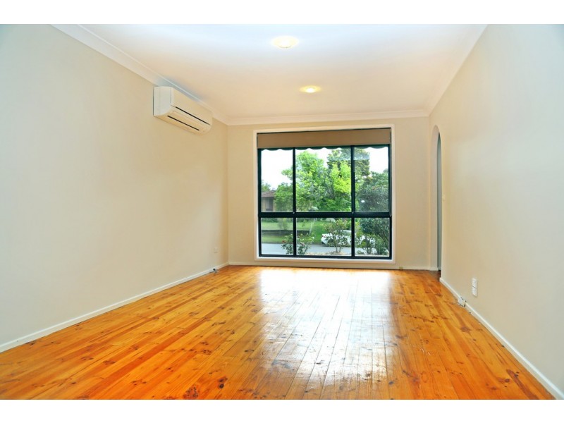 4 Grand Flaneur Drive, Richmond NSW 2753