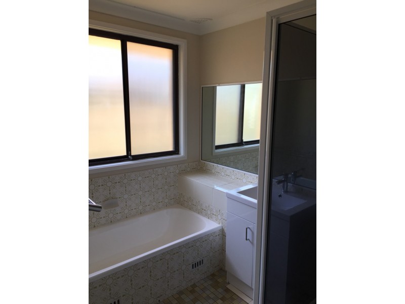 4 Grand Flaneur Drive, Richmond NSW 2753