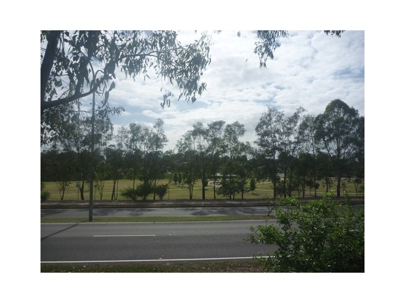 11 MacKenzie Ave, Glenmore Park NSW 2745