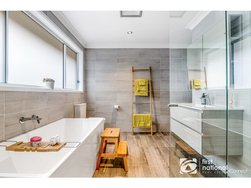 34 Settlers Cres, Bligh Park NSW 2756