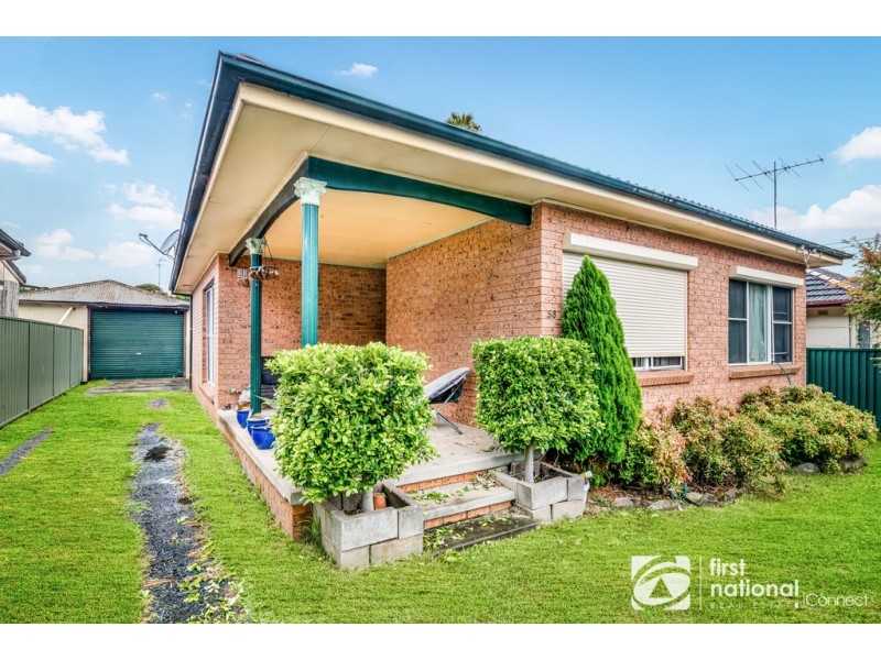 58 East Market Street, Richmond NSW 2753