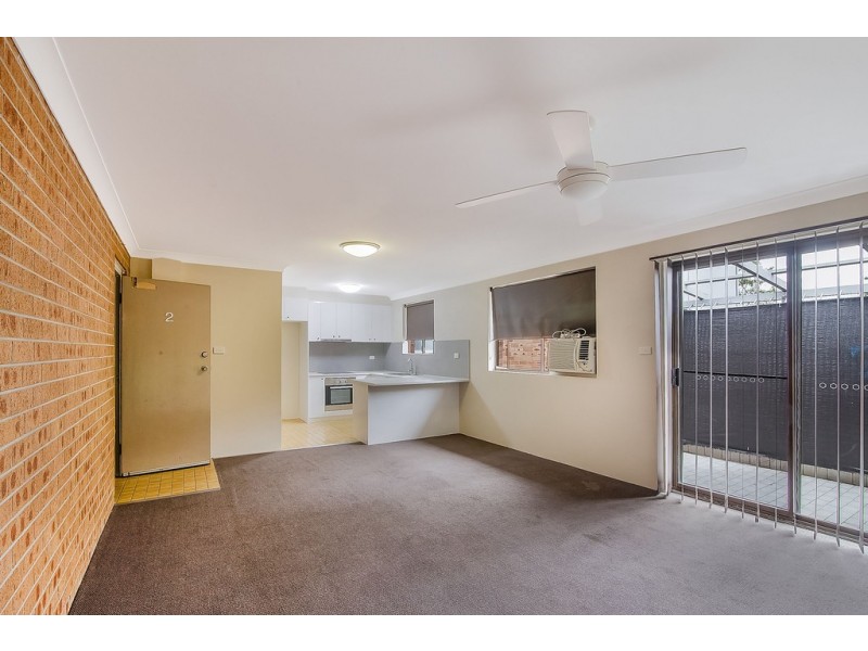 2/5 East Market Street, Richmond NSW 2753