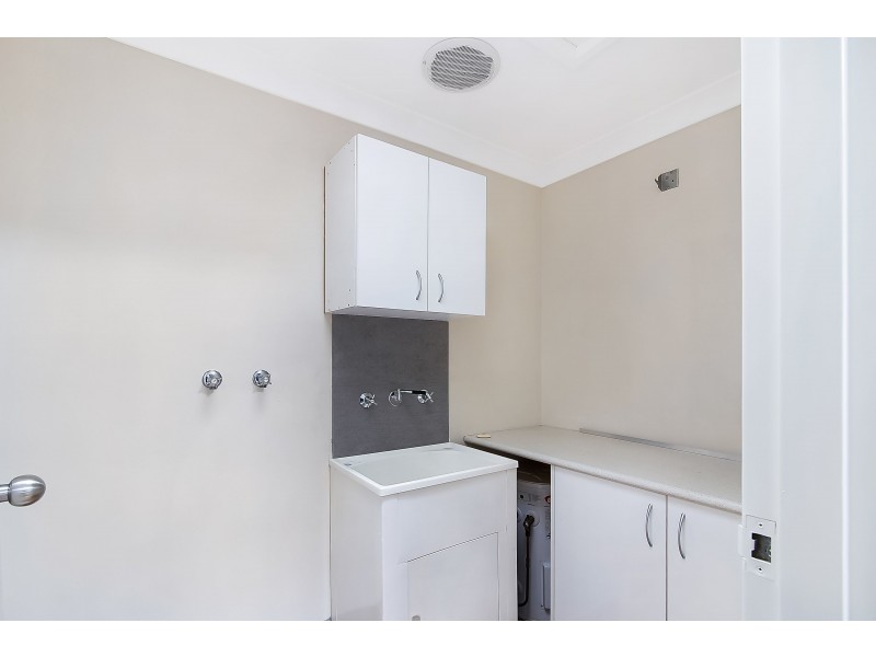 2/5 East Market Street, Richmond NSW 2753