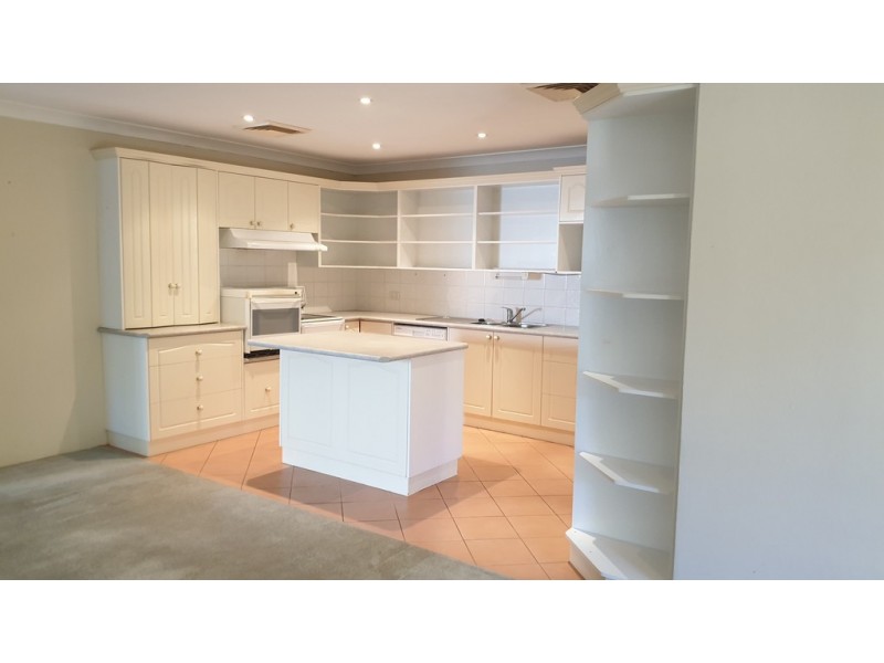 32a James Ruse Close, Windsor NSW 2756