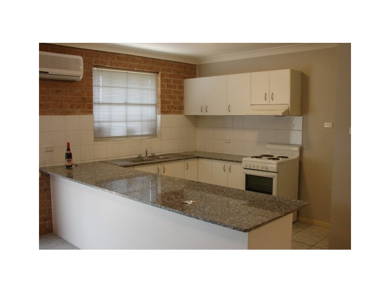 2/20 Argyle Street, South Windsor NSW 2756