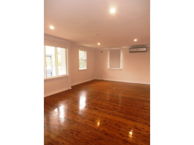 12 Harold Ave, Richmond NSW 2753