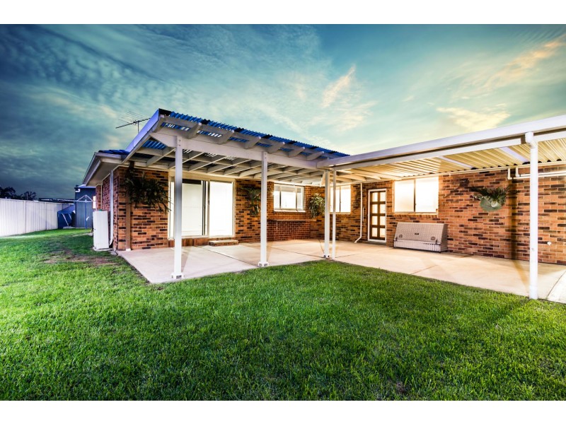 4 Deane Place, Bligh Park NSW 2756