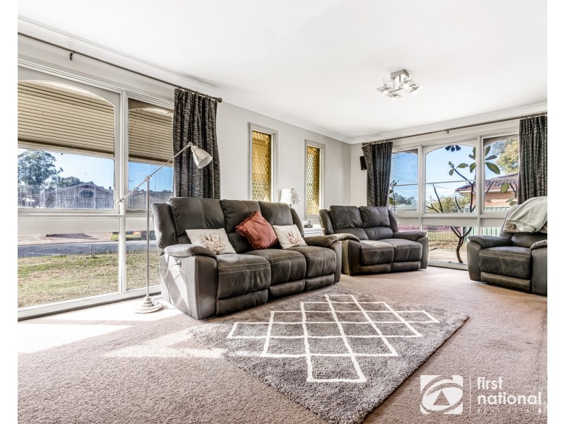 4 Tarragen Avenue, Hobartville NSW 2753