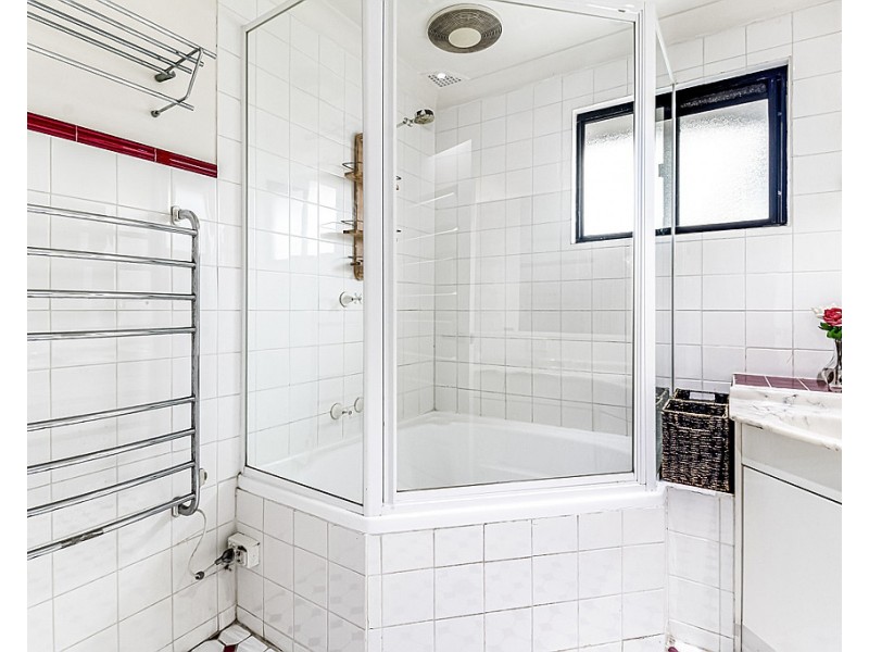 16 Smallwood Rd, Mcgraths Hill NSW 2756