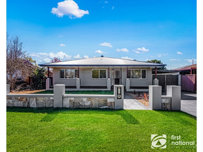 32 Holborrow Ave, Hobartville NSW 2753