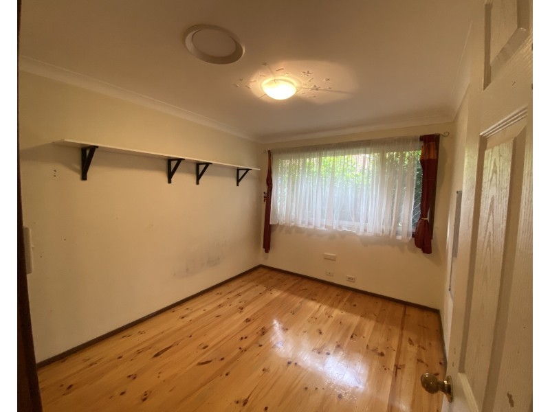 25 Ashford Ave, Castle Hill NSW 2154