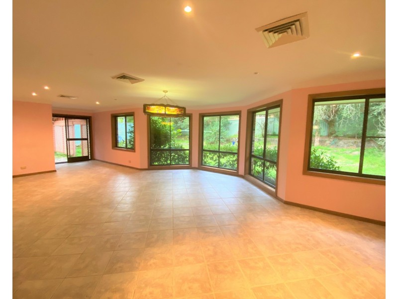 31 Ashford Avenue, Castle Hill NSW 2154