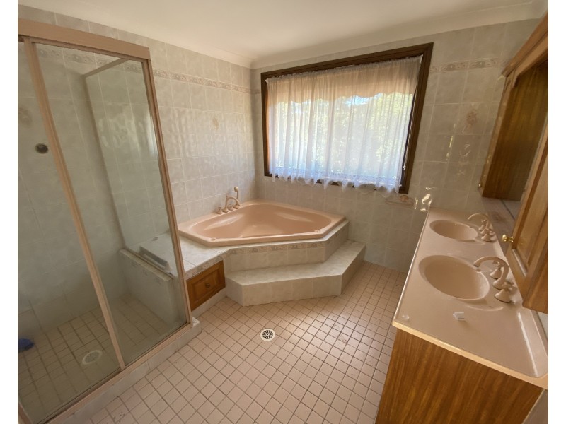 31 Ashford Avenue, Castle Hill NSW 2154