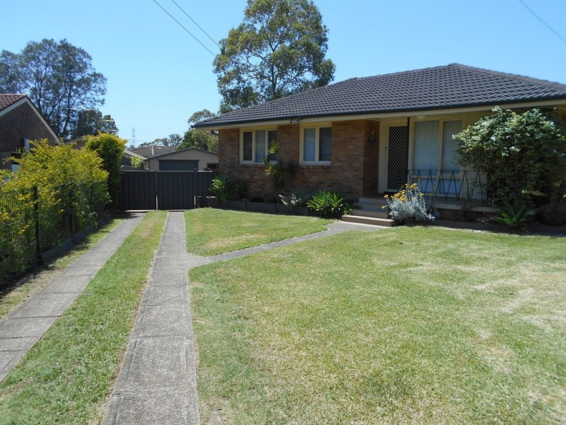 35 Roebuck Cres, Willmot NSW 2770