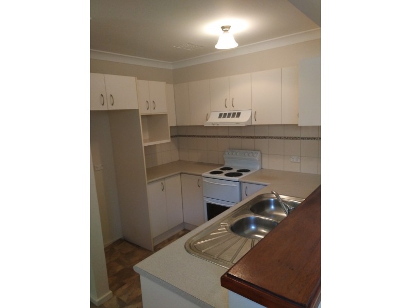 35 Roebuck Cres, Willmot NSW 2770