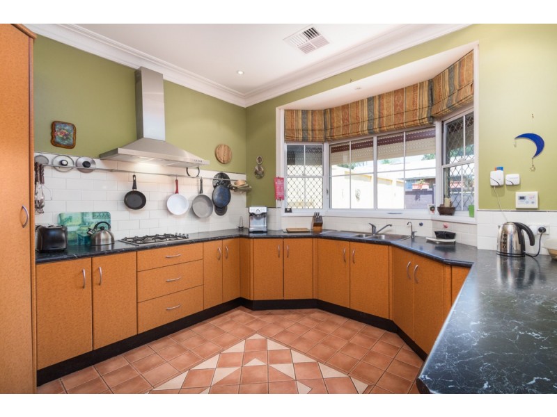 350 Windsor St, Richmond NSW 2753