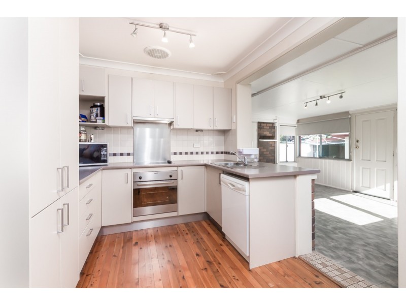 48 Holborrow Ave, Richmond NSW 2753