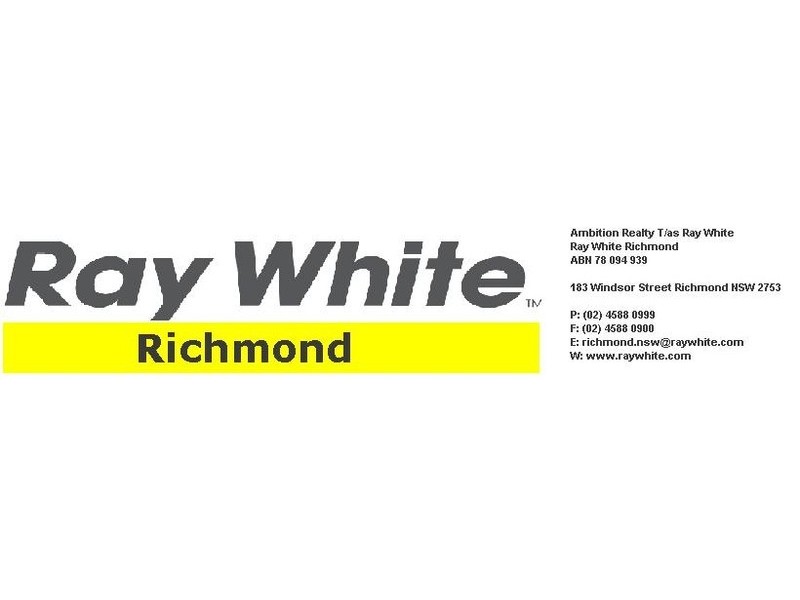 4/3 Strong Place, Richmond NSW 2753