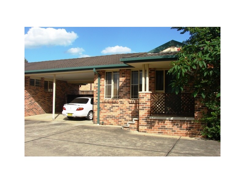 4/3 Strong Place, Richmond NSW 2753