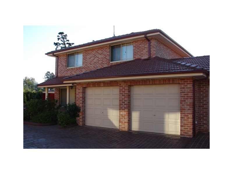 4/90 francis street, Richmond NSW 2753