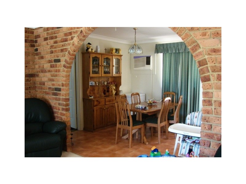 8 Chestnut Drive, Glossodia NSW 2756