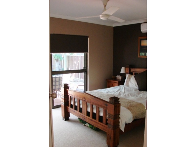 8 Chestnut Drive, Glossodia NSW 2756