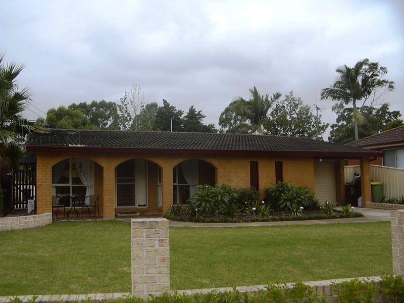 4 Panorama Crescent, Freemans Reach NSW 2756