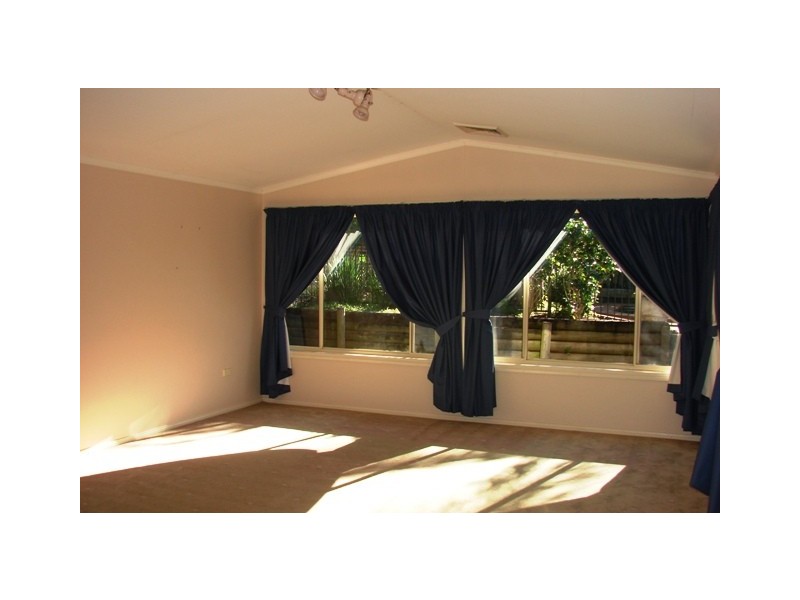 8 Flinders Place, North Richmond NSW 2754