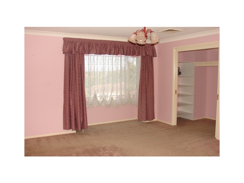 8 Flinders Place, North Richmond NSW 2754