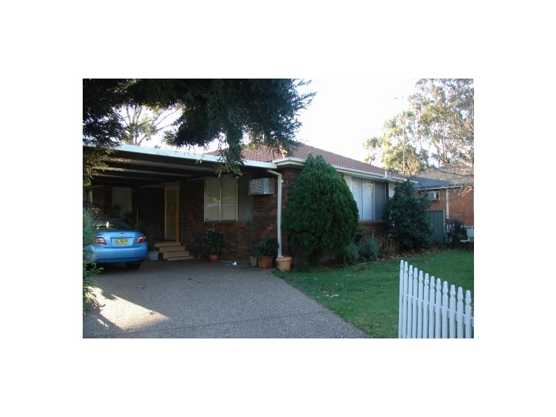 9 lamont place, South Windsor NSW 2756