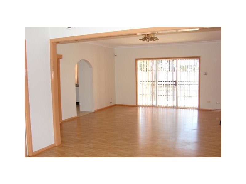 98-100 Great Western Highway, Colyton NSW 2760