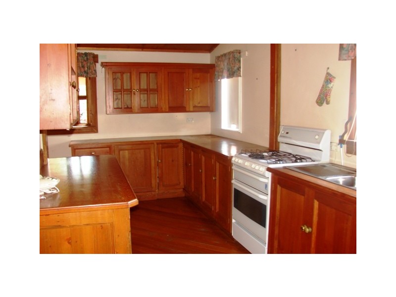 33 Cambridge Street, Blacktown NSW 2148