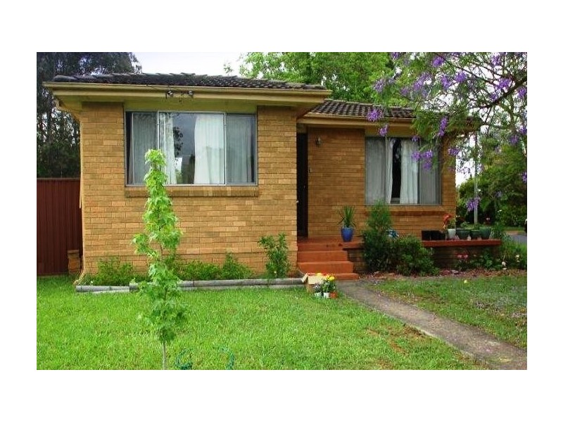 13  Atkins Cres, Richmond NSW 2753