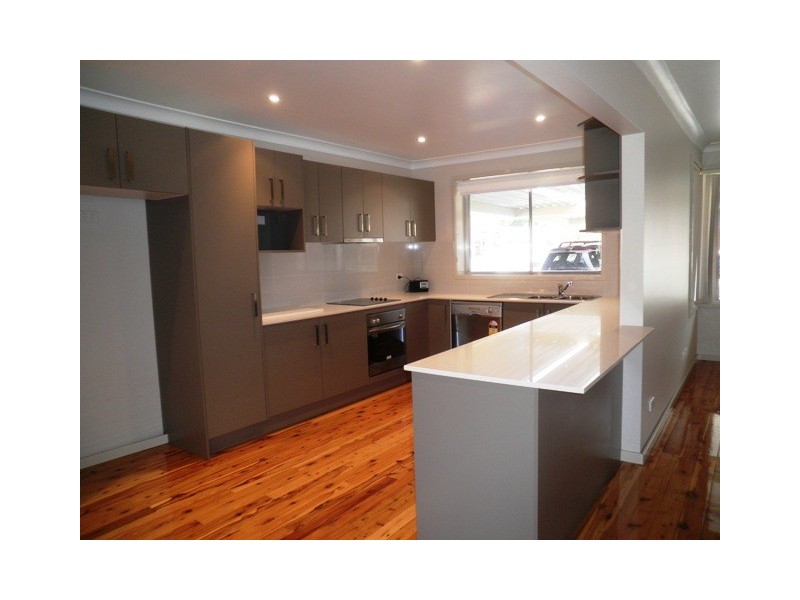 327 Windsor St, Richmond NSW 2753