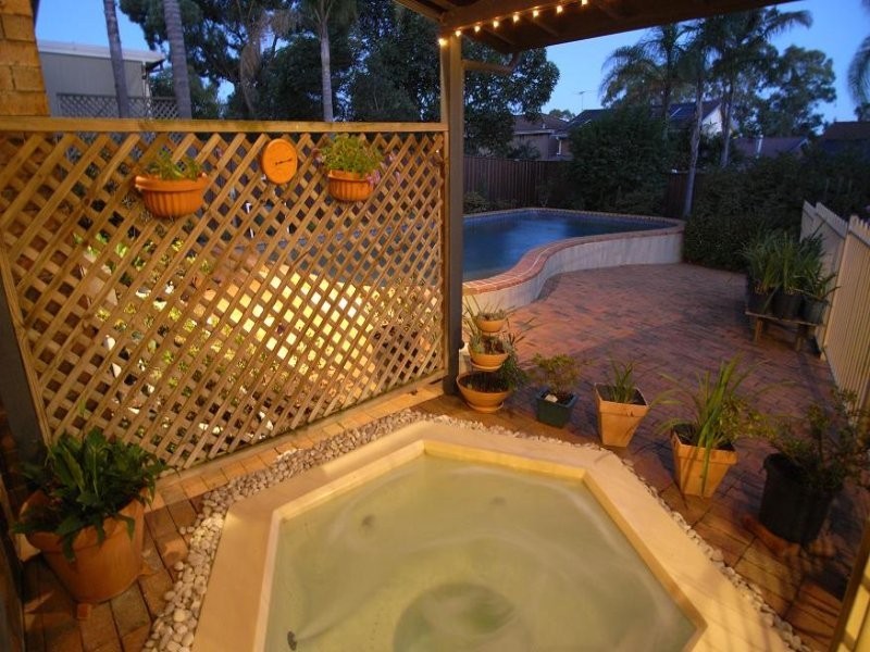 17 Cleveley Ave, Kings Langley NSW 2147