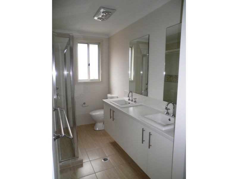 37 Hawkesbury Valley Way, Windsor NSW 2756