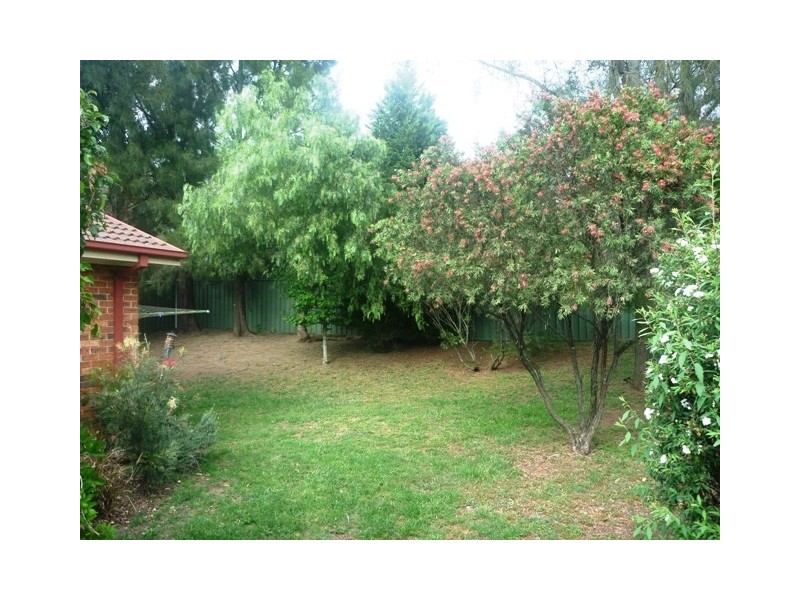 11 MacKenzie Ave, Glenmore Park NSW 2745