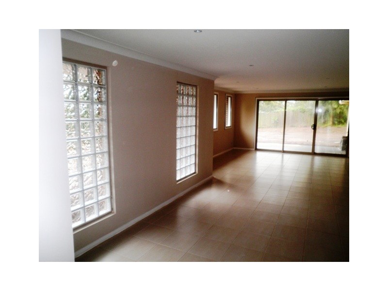 51 Hawkesbury Valley Way, Windsor NSW 2756