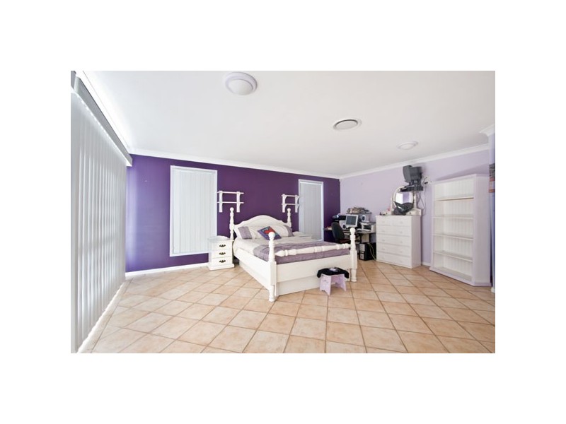 80 Canoona Ave, Windsor Downs NSW 2756