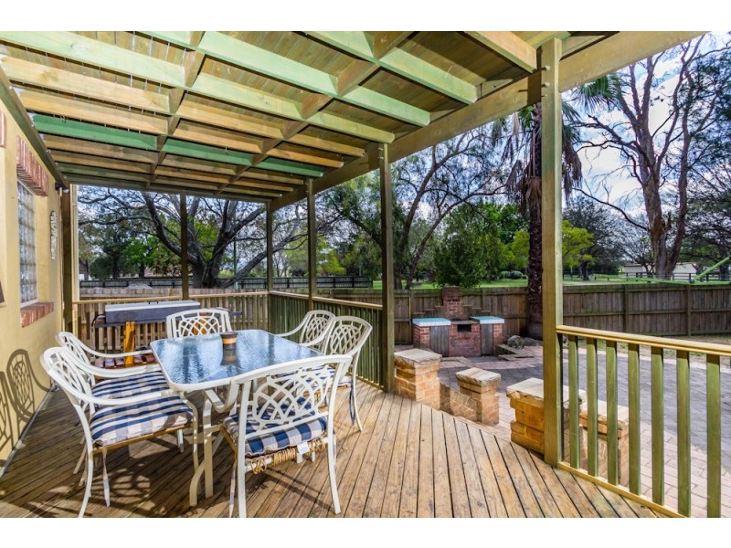 8 Grand Flaneur, Richmond NSW 2753