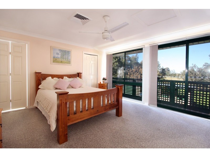 40 Derrig Rd, Tennyson NSW 2754